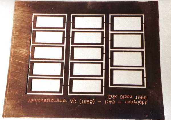 Foto 1: Vinduesrammer ætset i 0,2 mm messingplade